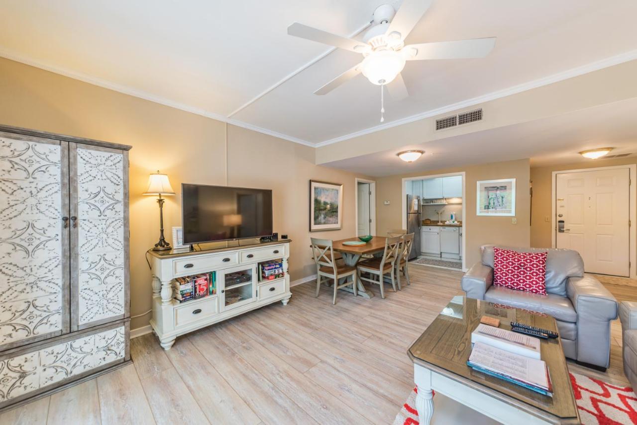Village House 102, Sleeps 6, 2 Bedrooms, Pool Hilton Head Island Buitenkant foto